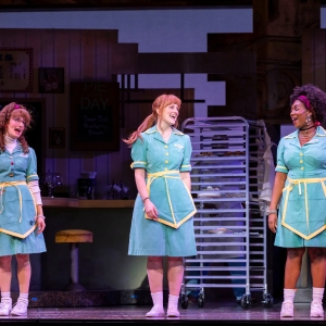 Photos: First Look at WAITRESS at TUTS Houston & 5th Avenue Theatre Photo