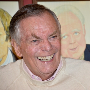 HOLLYWOOD SQUARES Host Peter Marshall Passes Away at 98 Photo