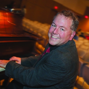 Silent Film OLIVER TWIST Plays At Park Theatre With Jeff Rapsis On The Organ Photo