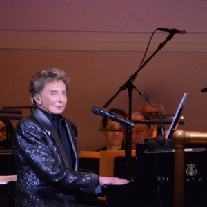 Photos: Inside The 2023 New York Pops Gala  Honoring Barry Manilow