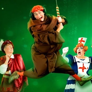 Full Cast Set For ROBIN HOOD AND HIS MERRY MEN Pantomime at the Everyman Theatre Photo