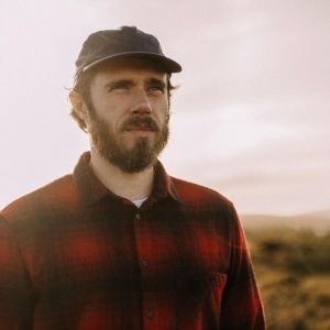 James Vincent McMorrow Shares New Single 'Give Up' 　​  ​  Video