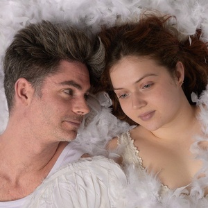 DE MEEUW is Now Playing at Het Amsterdams Theaterhuis Photo