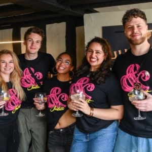 & JULIET Cast Raise a Glass to The Bard's Hometown