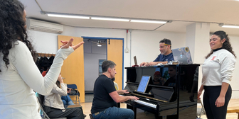 PHOTOS: Luis Salgado asume la dirección y coreografía del CONCERT FOR AMERICA en el Town Hall de NY