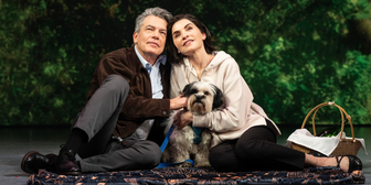 Photos & Julianna Margulies and Peter Gallagher in LEFT ON TENTH