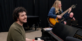 Video: Inside Rehearsals For THE LAST FIVE YEARS at Milwaukee Rep