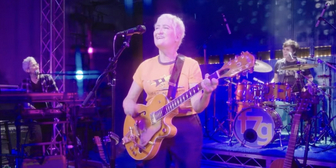 Video: Watch Jill Sobule's Final Performance of 'Underdog Victorious'