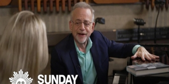 Video: Il compositore di HAIRSPRAY Marc Shaiman parla del nuovo libro di memorie, altro con CBS Sunday Morning