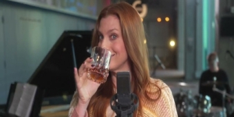 Video: Jessica Phillips Sings 'Drunk Iliad' from PENELOPE