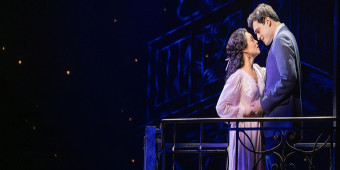 Βίντεο: 'Απόψε' από το WEST SIDE STORY στο Paper Mill Playhouse