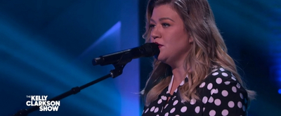 VIDEO: Kelly Clarkson Covers 'One of Us' 