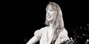 Video: Taylor Swift Drops Her '1989' Mashup From Australia Eras Tour Concert