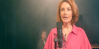 Vídeo: Willemijn Verkaik e Sabrina Weckerlin interpretam 'That's The Way It Is' de & JULIET