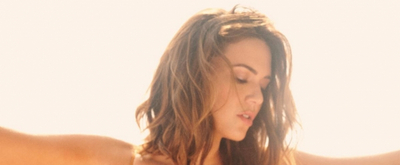 Mandy Moore to Release First New Album in 10 Years on March 6