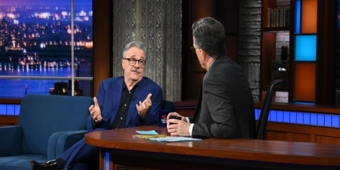 Wideo: Nathan Lane był "zafascynowany" Widząc ŚMIERĆ KOMIWOJAŻERA jako Dziecko