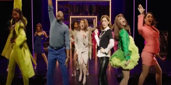 वीडियो: 'ड्रेस योर वे अप' नए म्यूज़िक वीडियो में THE DEVIL WEARS PRADA की कास्ट ने दिखाई अपनी प्रस्तुति