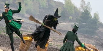 Vídeo: Nos Bastidores da Magia dos Efeitos Visuais de WICKED: FOR GOOD com o Supervisor de Efeitos Visuais Pablo Helman