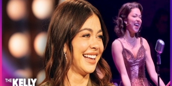 Video: Sarah Hyland ricorda un imprevisto durante la prima esibizione di JUST IN TIME