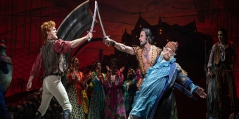 Exklusiv: 'My Brothers / Pour, Oh Pour' aus PIRATES! DAS PENZANCE MUSICAL OBC-Aufnahme