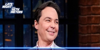 视频：吉姆·帕森斯在《深海巨轮》角色上的兴奋分享于《深夜秀》