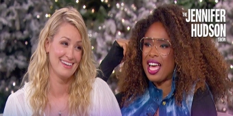 Video: Beth Behrs Openbaart Droom om te Spelen in THE SOUND OF MUSIC op Broadway