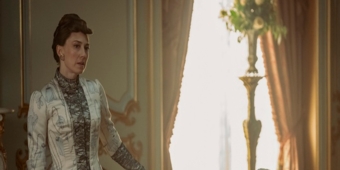 Video: THE GILDED AGE Conferma il Ritorno della Stagione 4 nel 2026 con un Nuovo Promo