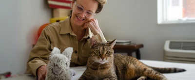 Tails of Broadway: Alice Ripley Cuddles Up with Carly and Suzy