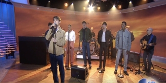 ビデオ: 『アウトサイダー』のキャストが『Tulsa ‘67』をTODAYで披露