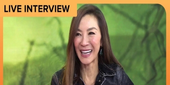 Vídeo: Michelle Yeoh Fala sobre Arco de Personagem em WICKED e Musical de CRAZY RICH ASIANS