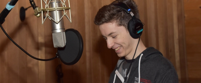 BWW Exclusive: DEAR EVAN HANSEN's Andrew Barth Feldman Gets Together with Carols For A Cure