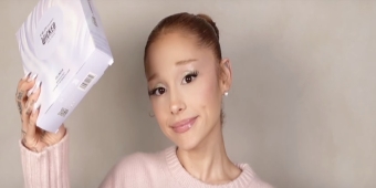 视频：爱莉安娜·格兰德解析R.E.M. Beauty全新WICKED: FOR GOOD系列