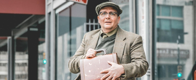 BWW Review: ONE MAN, TWO GUVNORS Equals Too Much Fun at Circle Theatre