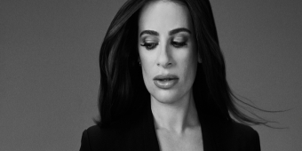 聞いてください：リア・ミシェルが『CHESS』から「誰かの物語」を歌う