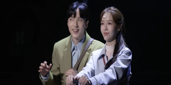 वीडियो: कोरिया में MAYBE HAPPY ENDING देखें, गाते हुए 'मेरा पसंदीदा प्रेम कहानी'।