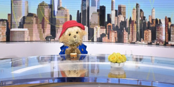 Video: PADDINGTON besucht GOOD MORNING AMERICA für Broadway-Ankündigung