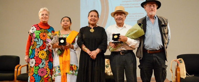 En Un Acto De Justicia Cultural El Inbal Entrega La Medalla Bellas Artes A Briceida Cuevas Y Juan Hernández Por Enriquecer La Literatura En Lenguas Indígenas