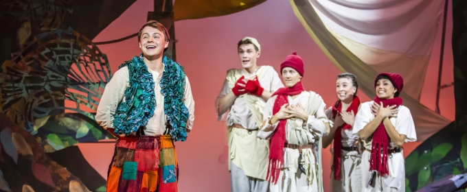 Photos: First Look at CLAUS THE MUSICAL at the Lowry Photos