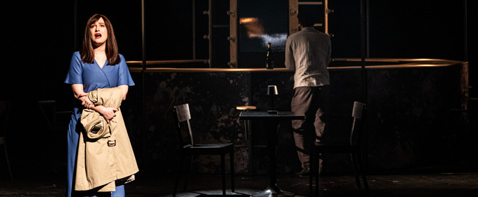 Review: PĚT LET tam ale i ZPĚT v Divadle Hybernia se točí kolem vztahu mladé dvojice