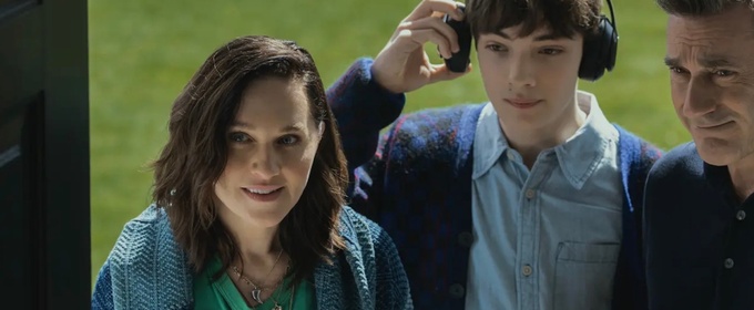 Video: Won't You Be Lena Hall's (Friend &) Neighbor?