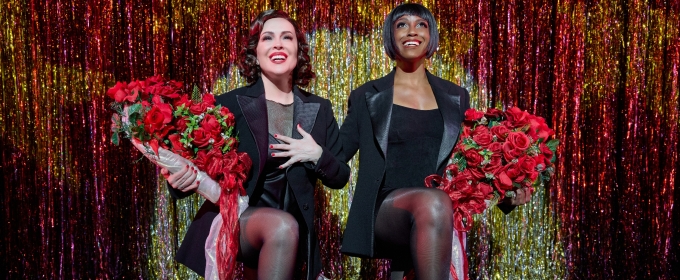 Photos: Alyssa Milano as 'Roxie Hart' in CHICAGO on Broadway