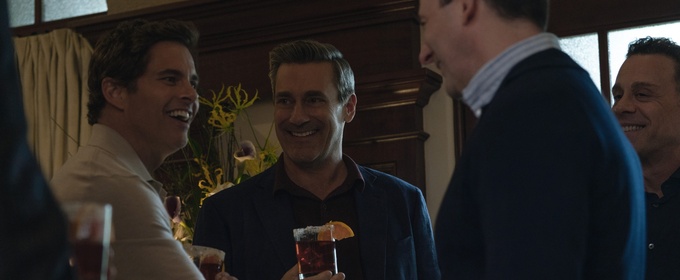 Video: Olivia Munn Stars in Sneak Peek of YOUR FRIENDS & NEIGHBORS Season 2 Episode 4