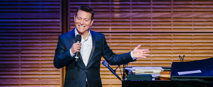 Review: Michael Feinstein Takes Us Away From It All at Carnegie Hall