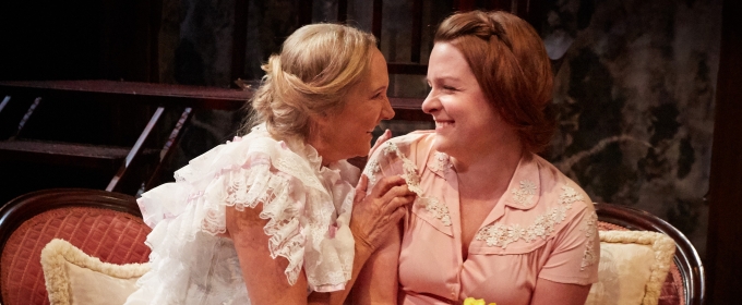 Photo Flash: 4th Wall Theatre Company Presents THE GLASS MENAGERIE Photos