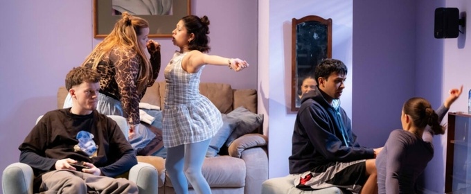 Review: THE VIRGINS, Soho Theatre