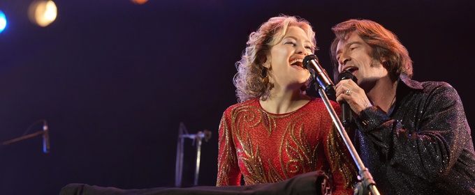 Review Roundup: Hugh Jackman and Kate Hudson Star in SONG SUNG BLUE