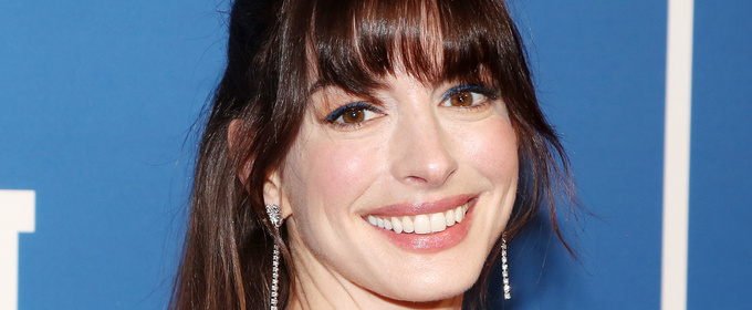 Video: Anne Hathaway Reflects on Early Career Start at Paper Mill Playhouse