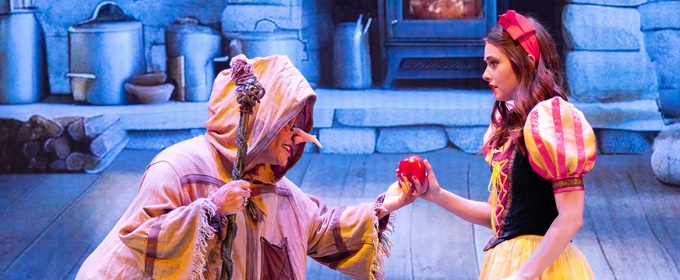 Photos: Laguna Playhouse's A SNOW WHITE CHRISTMAS