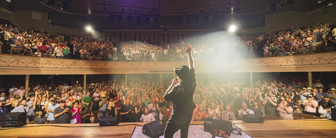 Tracy Lawrence to Headline Ryman Auditorium Show for Third Consecutive Year