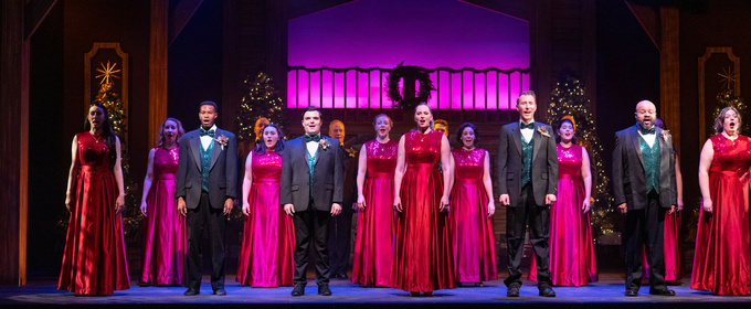 Review: CHRISTMAS BY CANDLELIGHT at Candlelight Music Theatre